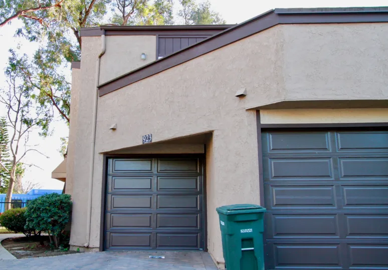 Park in the garages along the streets of the Sommerset community