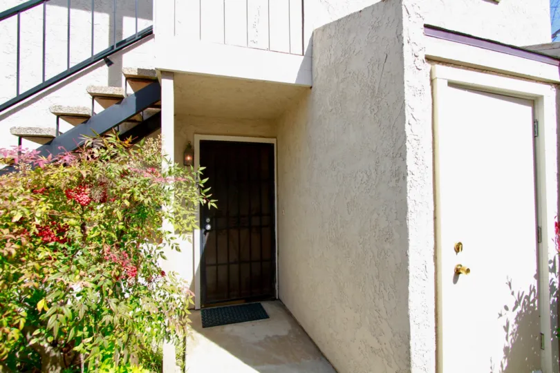 Nicely finished homes in Shady Glen, Cypress, California