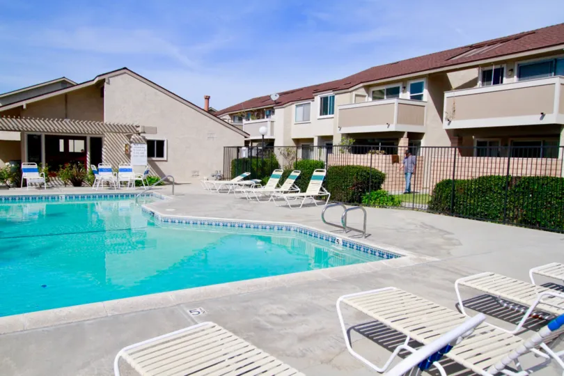 Big Neighborhood and Cool Apartments of Shady Glen, Cypress, California