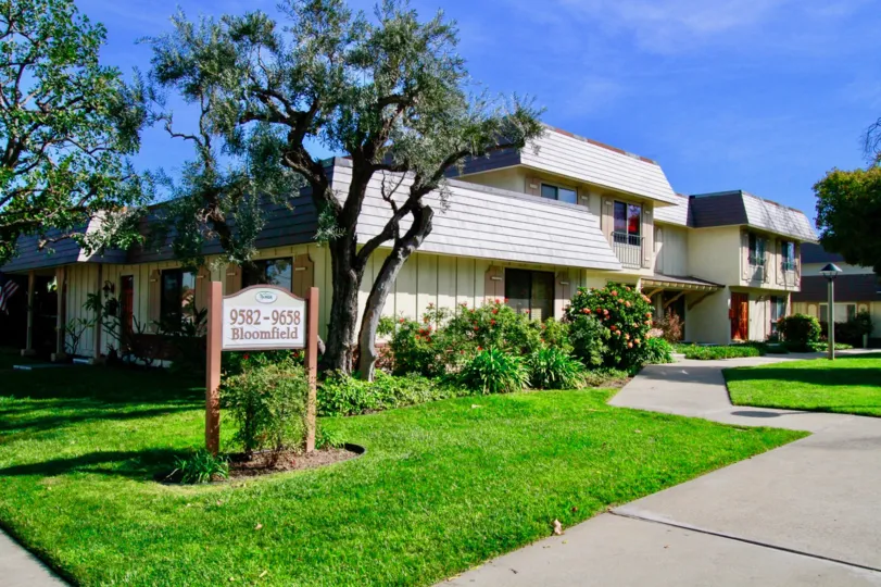 Tanglewood North's serene community and homes, cypress, california