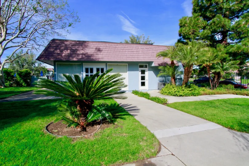 Tanglewood West Cypress California color and indigo color combinations looks good on building