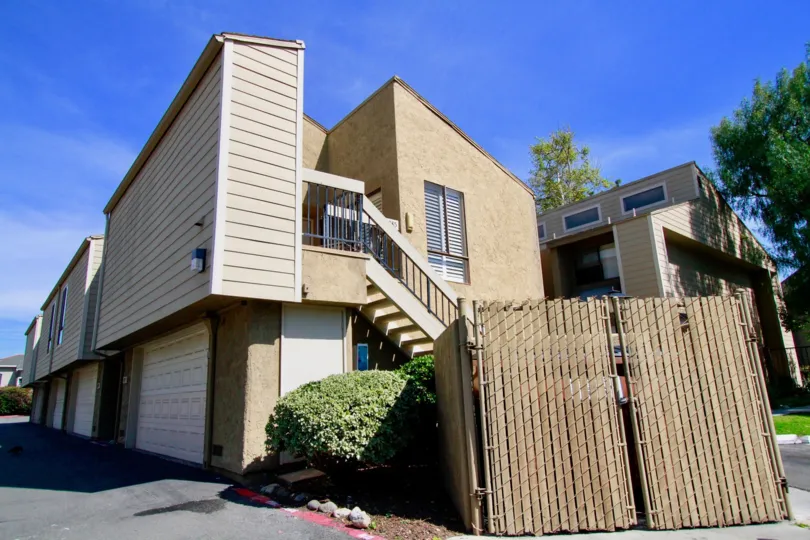 Amazing Twin Lakes Community in Cypress, California