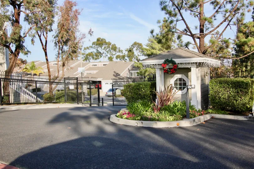 Security Room with bushes and plants on entrance in Marinita Townhomes