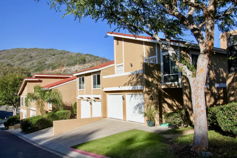Lovely Pacific Island Villas In Dana Point California Country