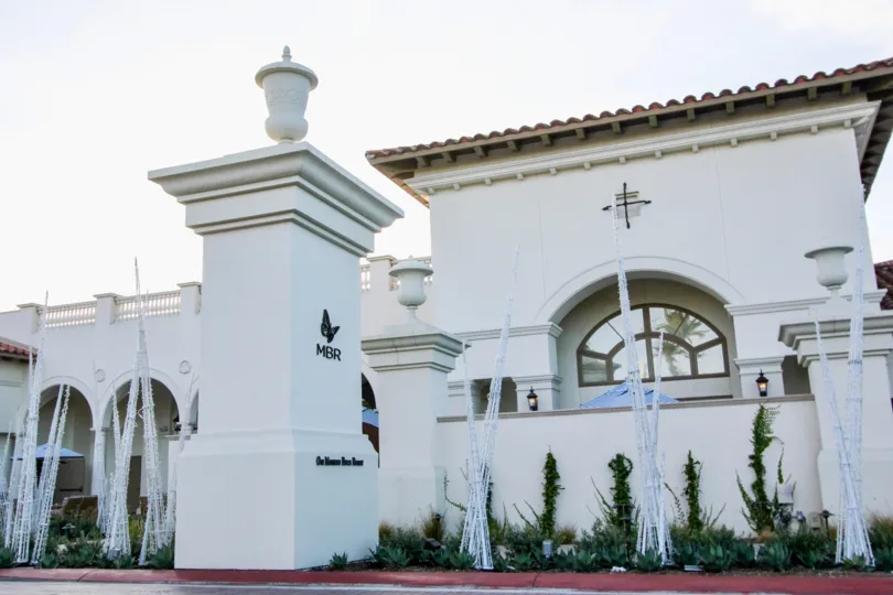 NIcely Sea Villas at St. Regis In Dana Point California Country