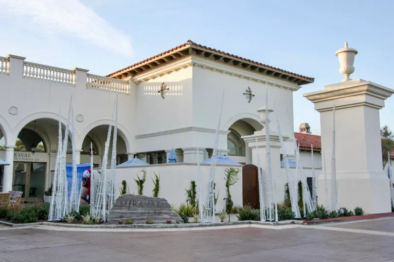 A sunny day in the Sea Villas at St. Regis with a beautiful palace.