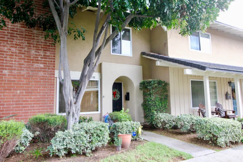 Green Valley Townhomes Fountain California designer window with slanting model roofing painted nicely
