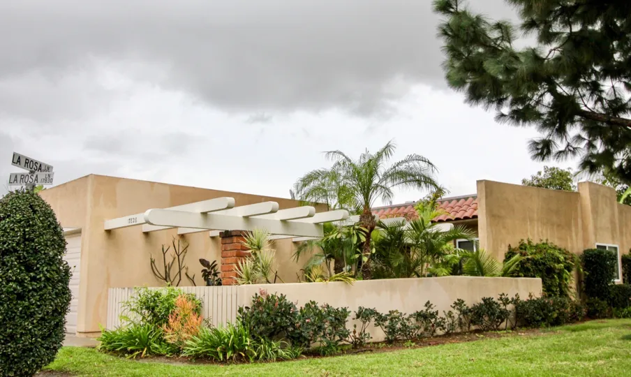 Green Valley Townhomes community has outstanding landscaping with ultimate privacy.
