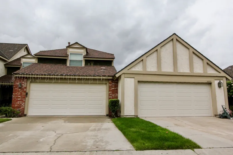 Kingsbriar Fountain Valley California one flat and one pyramid like house good to look with narrow trimmed grass