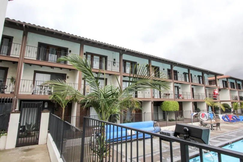 Los Caballeros Fountain Valley California resort rooms like building with attractive grill gate design