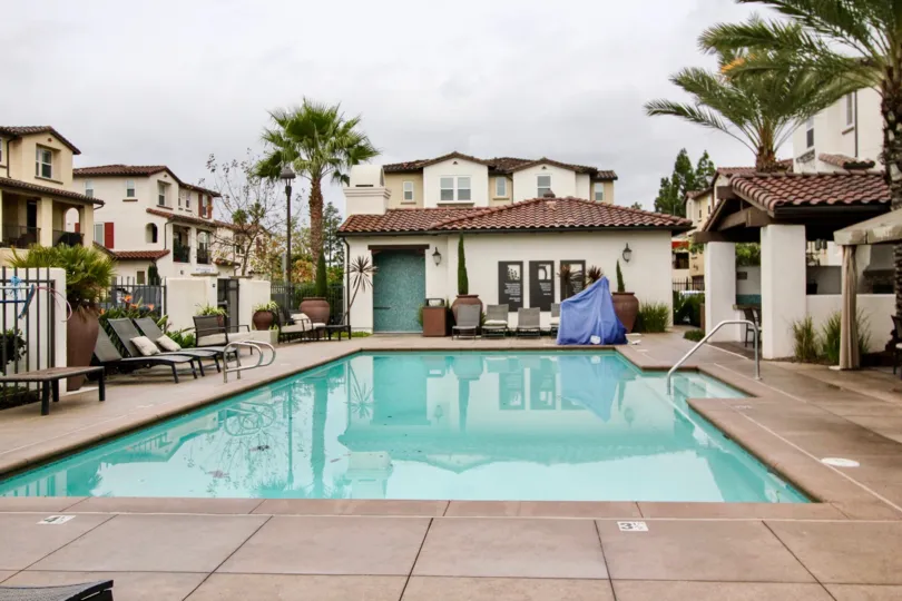 The rainy day in the Solana Walk with villas and swimming pool.
