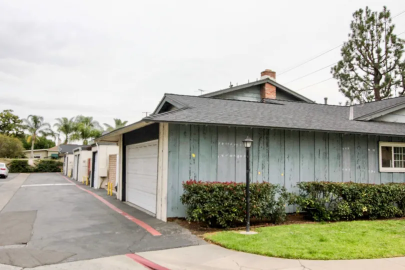 Streetside Houses of Foothill Village of Fullerton in California