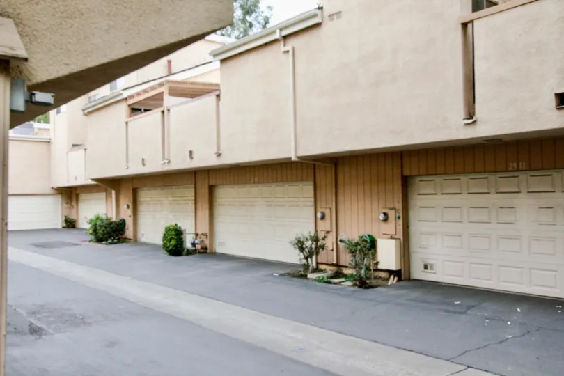 Large parking garages underneath homes at Green Tree.