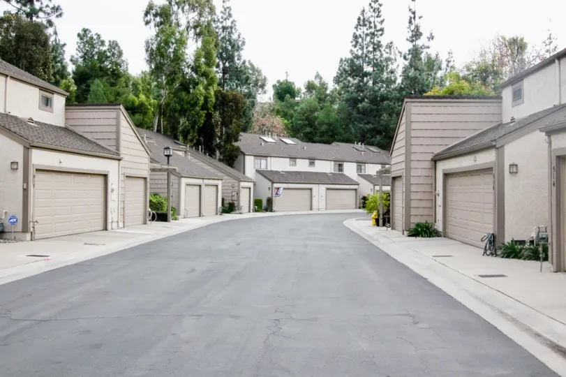 Hidden Lakes Fullerton California elegant grey colored irregular building blocks both sides