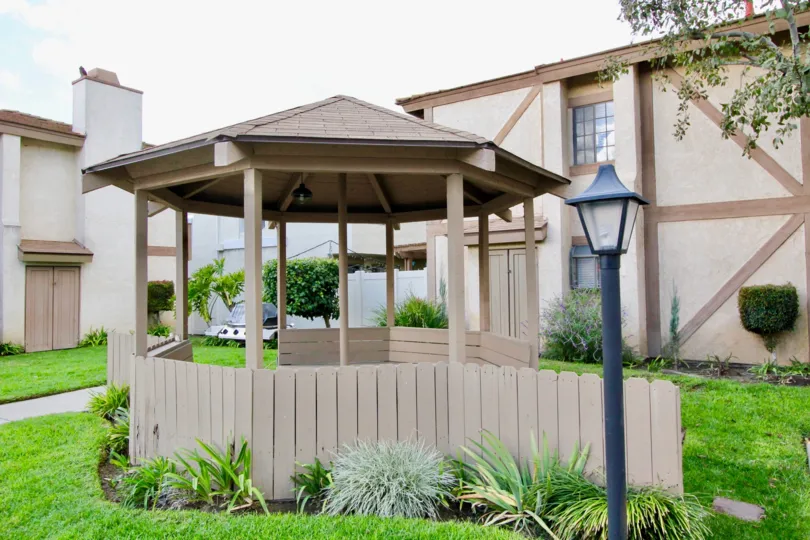 A dreary california morning with a gazabo overlooking an apartment complex