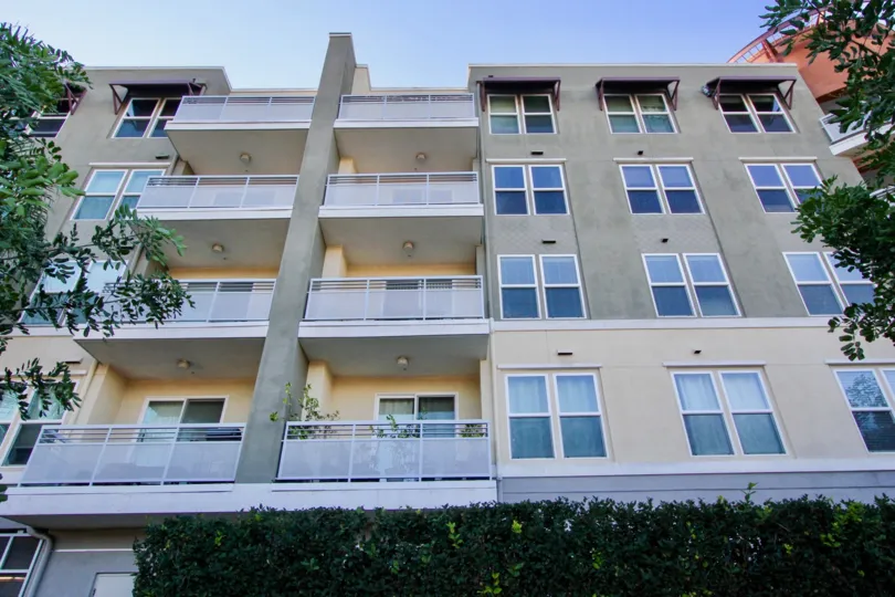 An apartment complex in Chapman commons community Garden grove