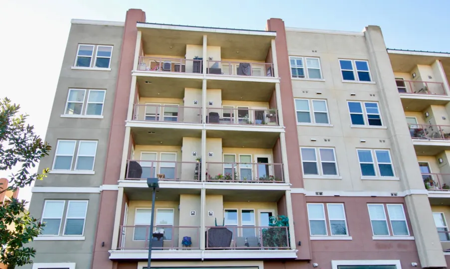 Tall and beautiful Lotus Walk offers balconies and lots of windows in Garden Grove, Califorinia