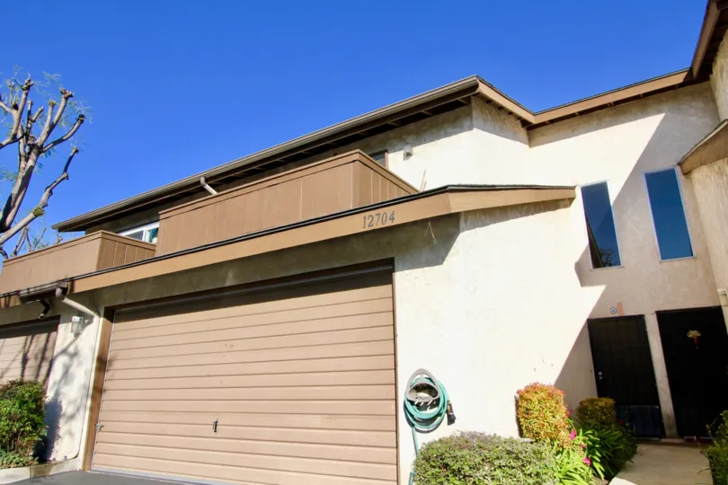 Stanford Court Building Beauty Location at Garden Grove City