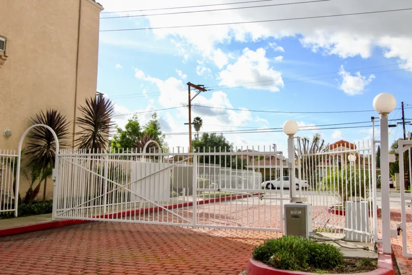 Entrance gate having spacious area in Yorkshire Townhomes of Garden Grove
