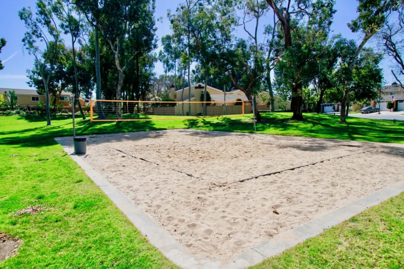 Beachwalk Costa Mesa California small building near very large walking ground like area
