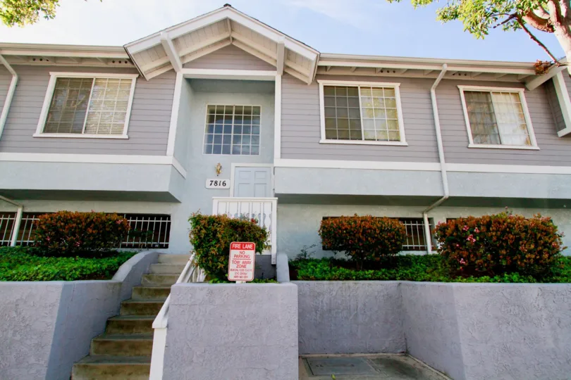 A beautiful home in Huntington Beach, California's Capewoods community.