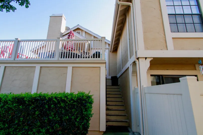 the gables the house and balikany is nice for playing kids in evening time in huntington beach in ca