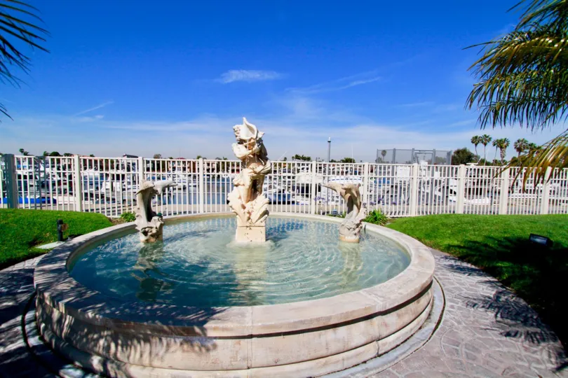 Huntington Harbour Bay Club Huntington Beach California statue found rounded and water filled foundation