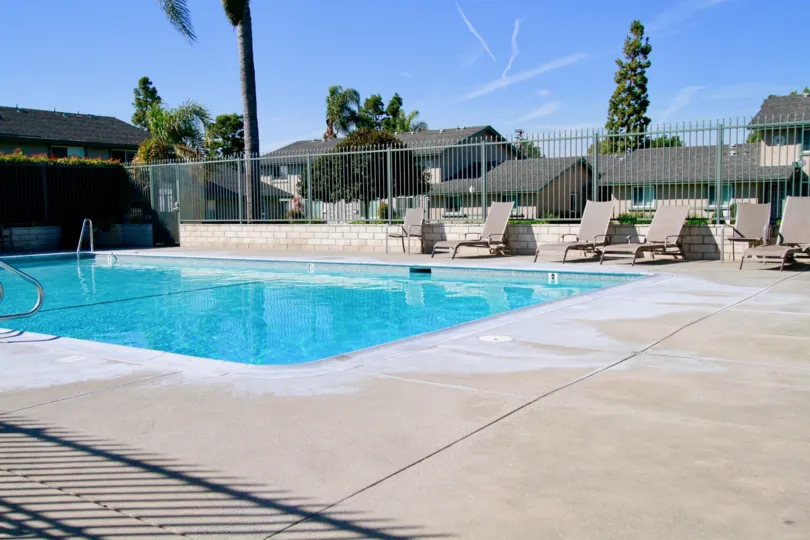 The home in the Huntington Townhomes with swimming pools.