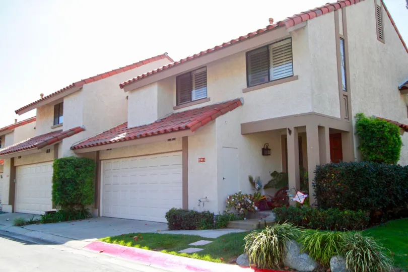 La Cuesta By the Sea Huntington Beach California slopped roof with brown color top portion