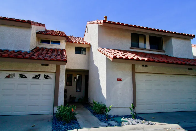 Beautiful villa with parking place and garden in La Cuesta By the Sea of Huntington Beach