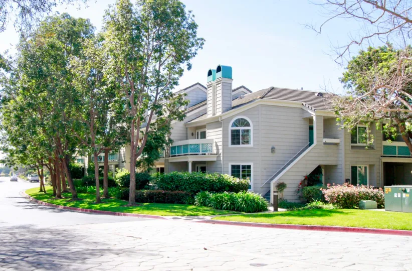Pacific Ranch Villas best moments in Huntington Beach, great online view of Pacific Ranch Villas in California