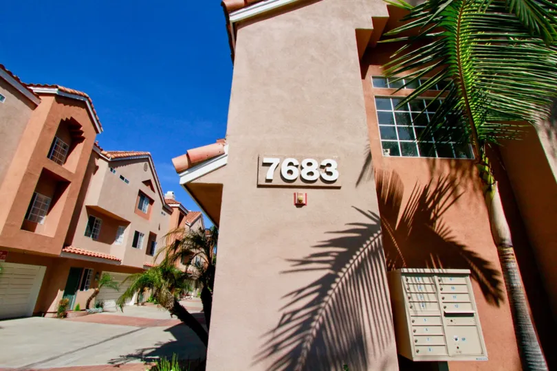 Unit 7683 in Solimar Community in Huntington Beach, CA