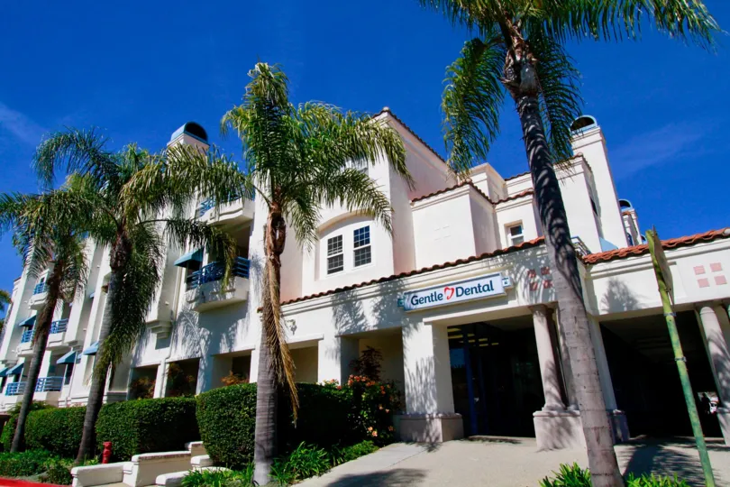 A clear day at Townsquare Condos in Huntington Beach, California.