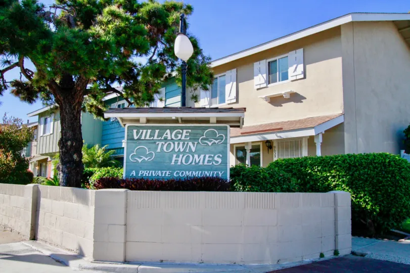 the village townhomes is the private community which is locate in huntington beach, california