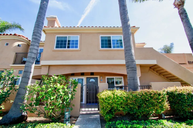 in villas del mar all houses has its own compound wall because all are individual home