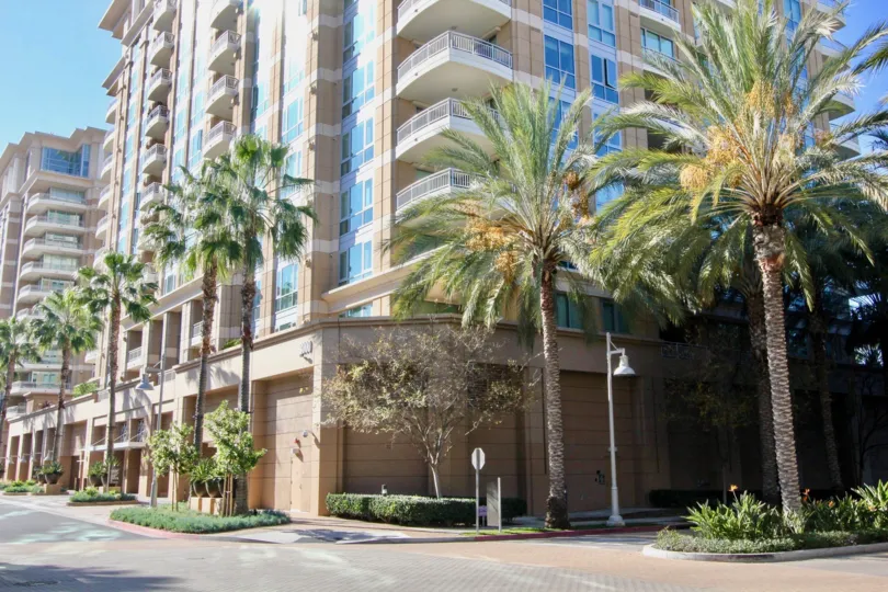 3000 The Plaza Apartment has many number of Floors with street lamps and treers