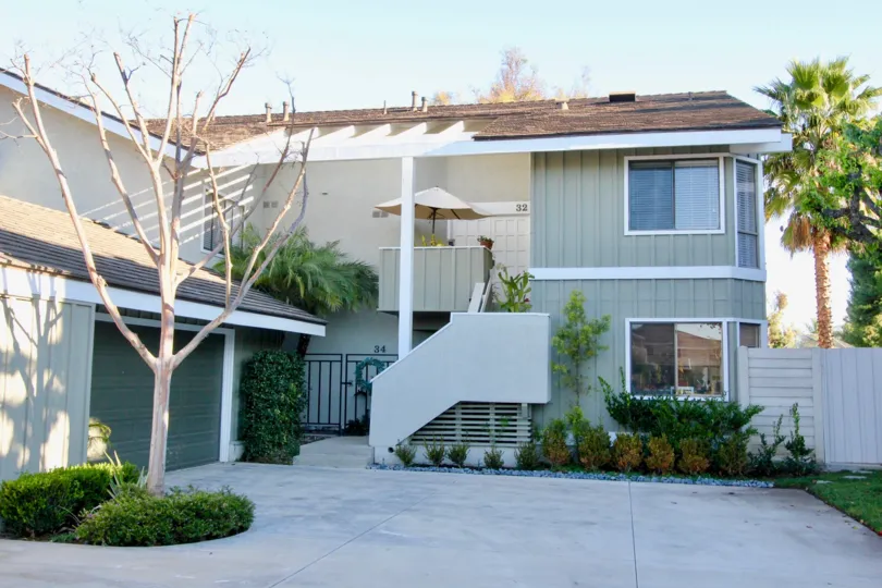 Arborlake is mostly made up of attached 1 to 2 story condos with 2 to 4 bedrooms, 2 to 3 bathrooms, and mostly 2 car garages but there could also be single garages as well.