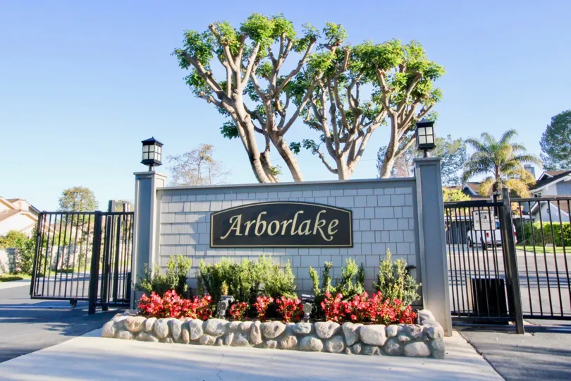 Arbor Lake, Chester’s Spacious Lakefront Apartment Homes at an affordable price. When you are searching for your new home, make your only stop into Arbor Lake and you’ll find the convenience and comfort in one of our one, two, or three bedroom homes. Afte