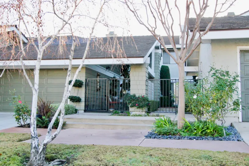 Arborlake Huse having More attractive green Park and Tree at Irvine city