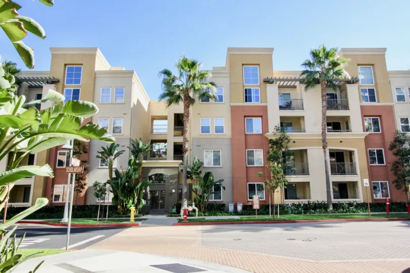 Avenue One is an urban development condo complex located in the Airport Area of Irvine. There are a total of 408 condos built here in 2006 by the K. Hovnanian Home Builders. The location is just south of 405 Freeway off Jamboree Road and Scholarship Avenu