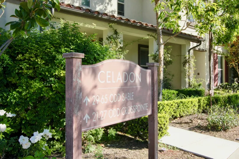 Villa Coronado Apartment Homes is a tropical, Mediterranean-inspired paradise, where through the gated entry lies lush landscaping and fully appointed floor plans complete with indoor washer and dryer and private garage. Located in the heart of Irvine, Vi