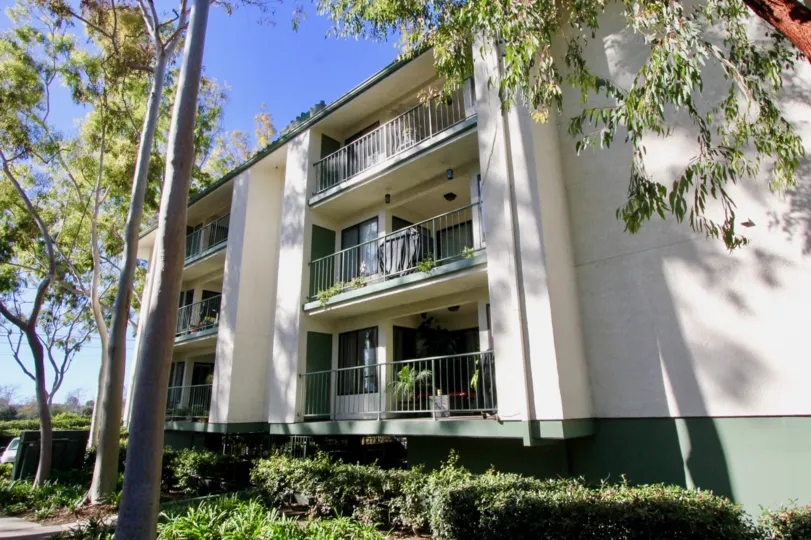 Orangetree Terrace is a great community to live in, which is located in Irvine, California.