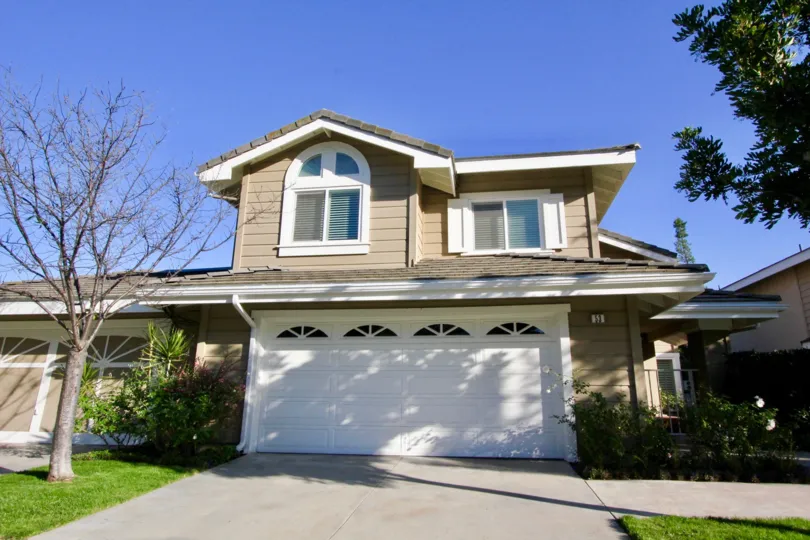 Near the car shed of villa in Ridge Garden Homes, has villa's number