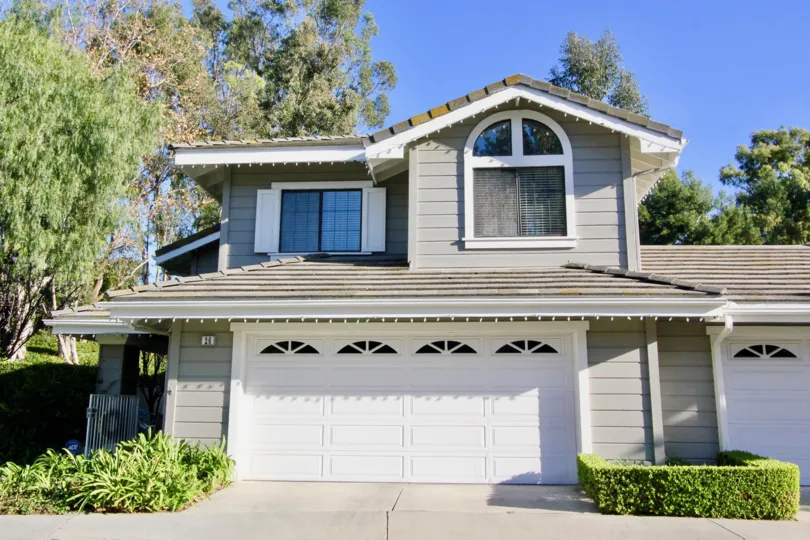 clean and clear area view in front garage in sunny day in Ridge Garden Homes