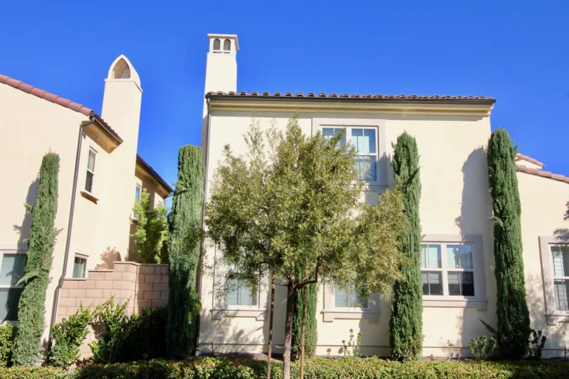 A house with many trees and pleasant entrance in Santa Cruz Irvine california