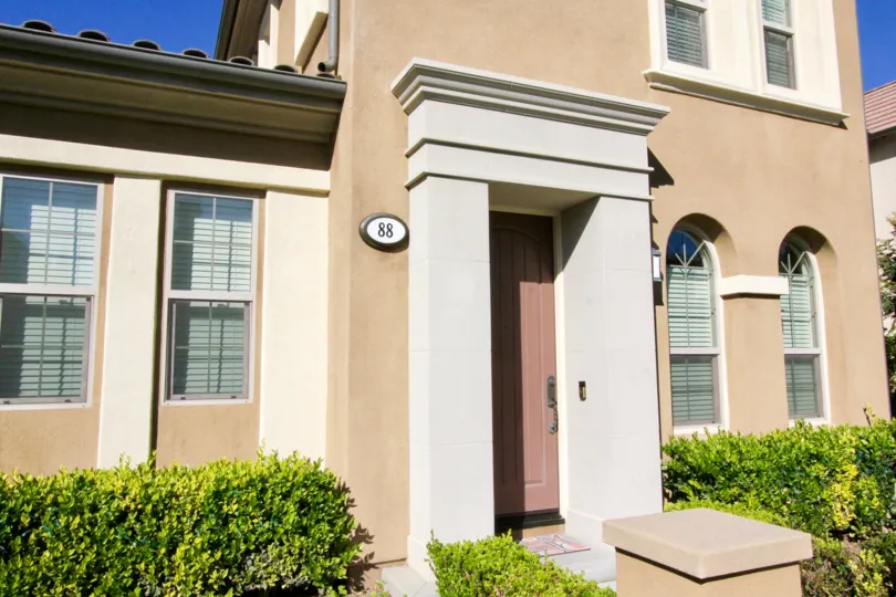 Wonderful house with beautiful architecture to spend time with friends and family members in Stonetree Manor at Irvine, CA