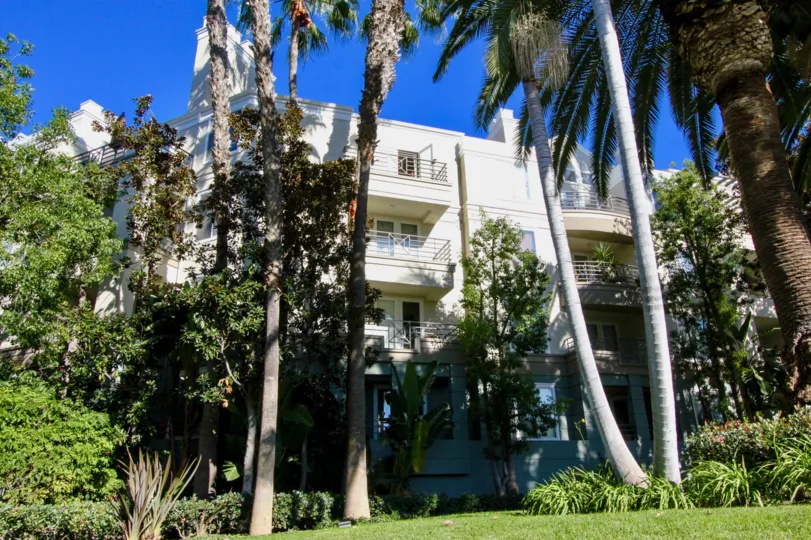 Beautiful view of Palm trees and lawn in front of The Metropolitan in Irvine
