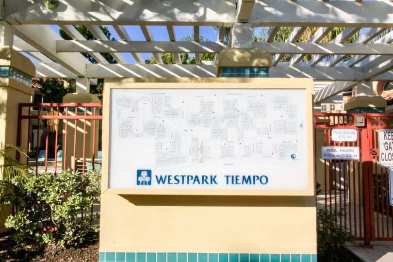 Nice entrance of a parkview with signboard and rooftop in Westpark Tiempo of Irvine