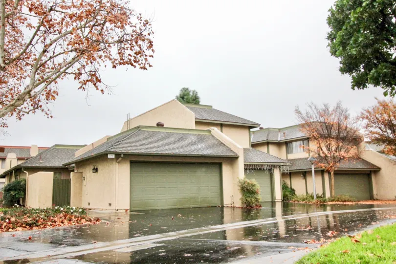 A Nice view of Rainy day near villas with trees in Heritage Village of La Habra