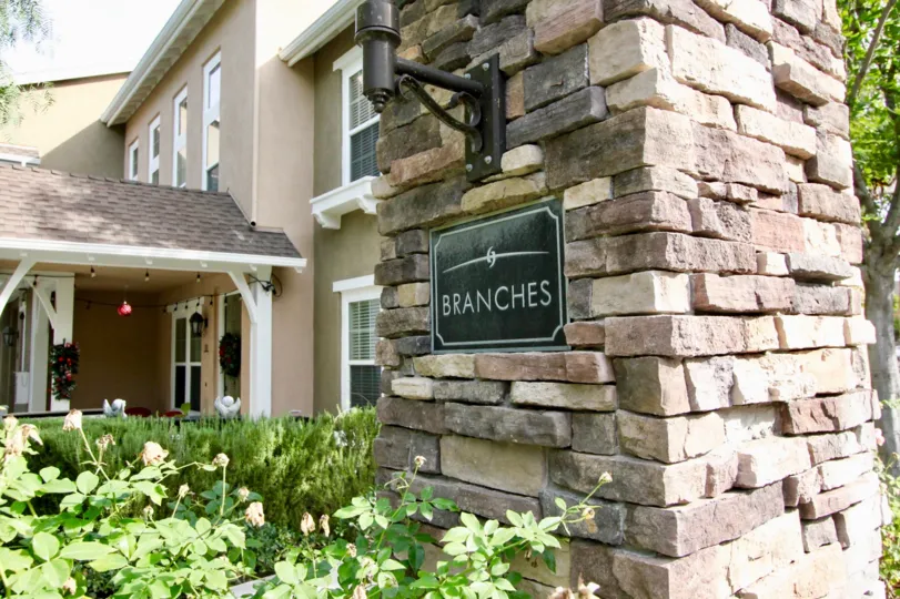 Friendly, inviting housing complex located in the Branches community of Ladera Ranch California